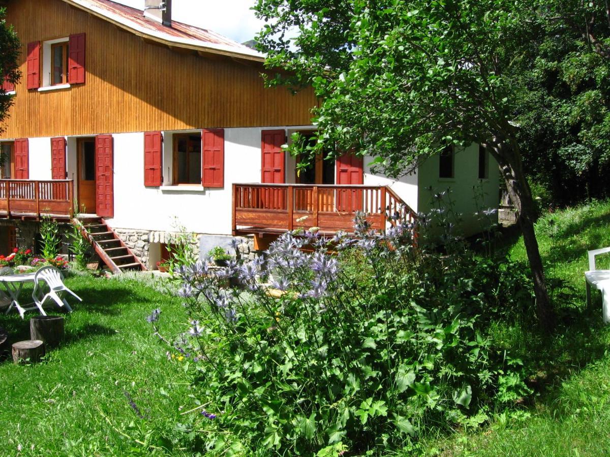 Appartement En Duplex Dans Un Chalet Typique Valloire Exterior photo